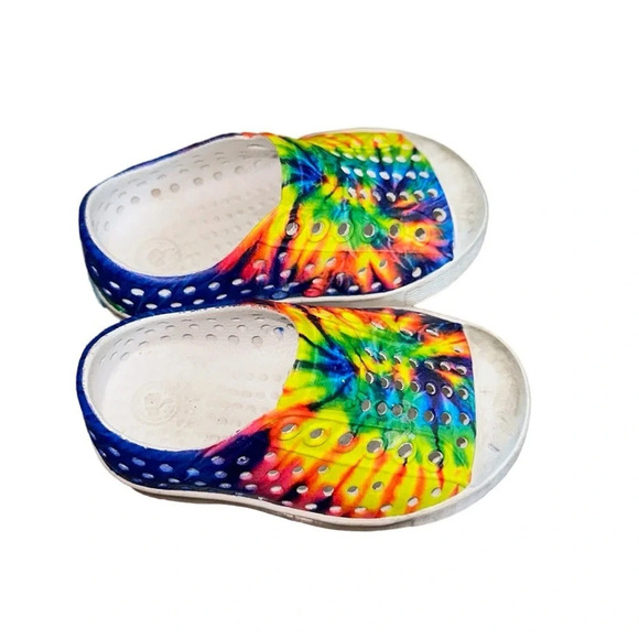 Native Tie Dyed Slip On Shoes Size 4 - Picture 1 of 6